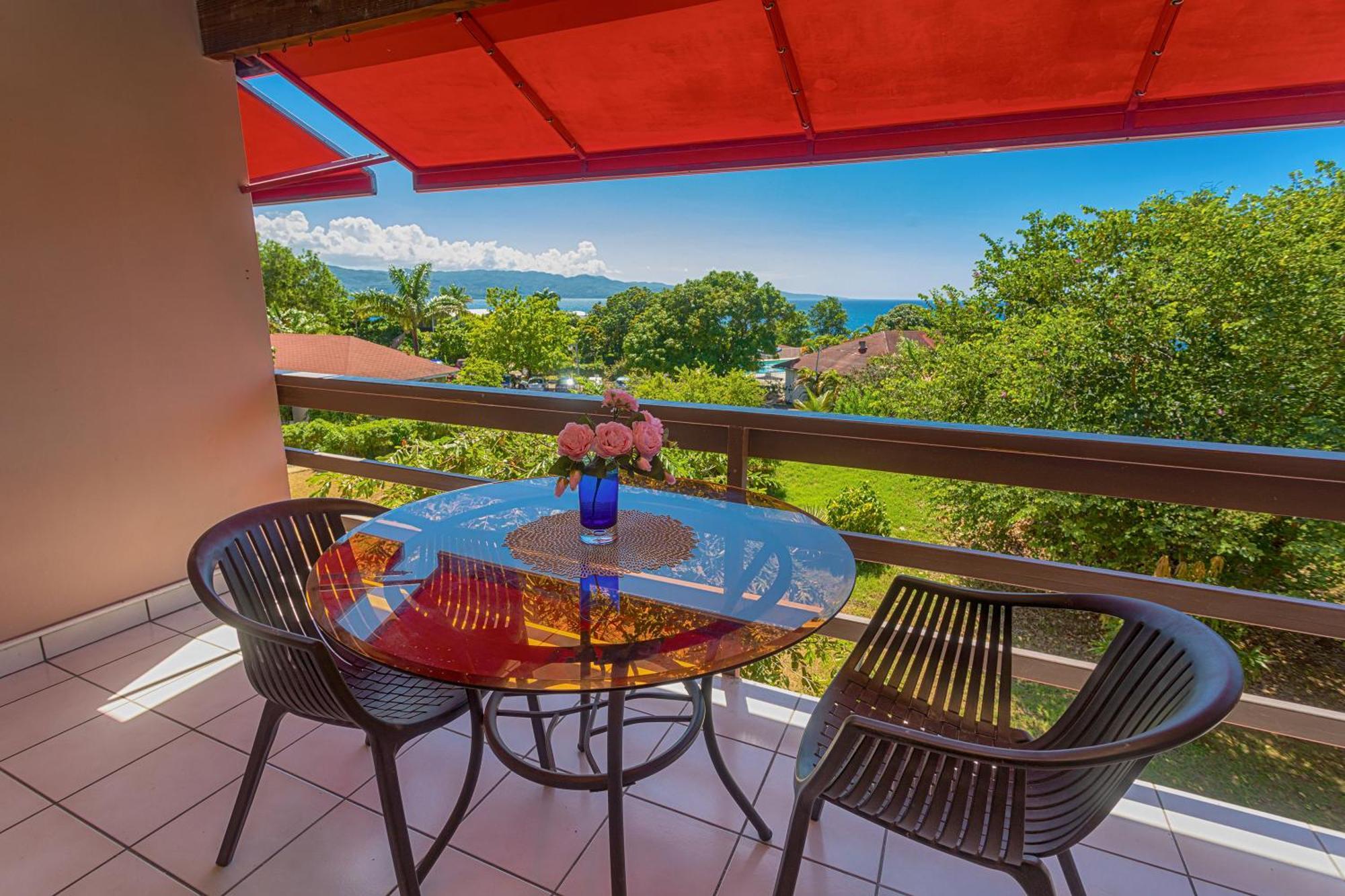 Montego Bay Club Apartments Dış mekan fotoğraf